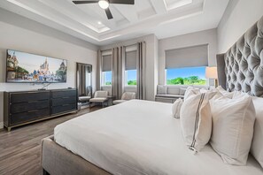 8 bedrooms, iron/ironing board, free WiFi, bed sheets - Tranquility at Bear's Den: Private Pool, Theater, Grill, Free Water Park, Golf View, Near Disney (Kissimmee)