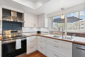 Casa, 3 habitaciones | Cocina privada