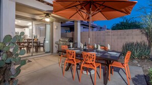BBQ/picnic Area - Mcdowell Mt. Home by Casago (Scottsdale)