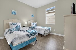 4 bedrooms, iron/ironing board, free WiFi, bed sheets