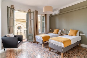 3 slaapkamers, een bureau, wifi, beddengoed