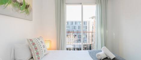 3 chambres, lit parapluie, Wi-Fi, draps fournis