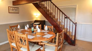 Cottage | Tempat makan