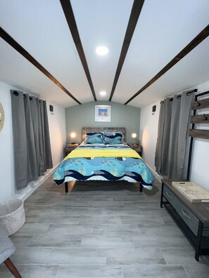 2 sovrum, skrivbord, strykjärn/strykbräda och gratis wi-fi