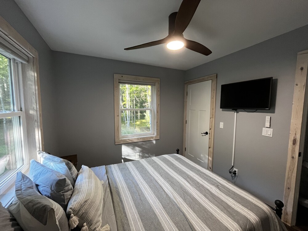 Quiet Home in the woods Baileys Harbor Vrbo