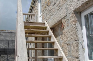 Apartment, 1 Queen Bed | Exterior