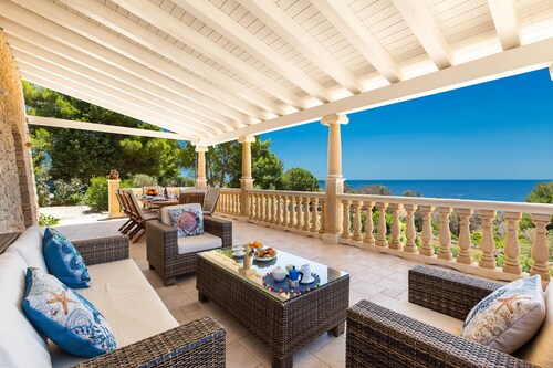 3087 Villa Lodrea by Perle di Puglia