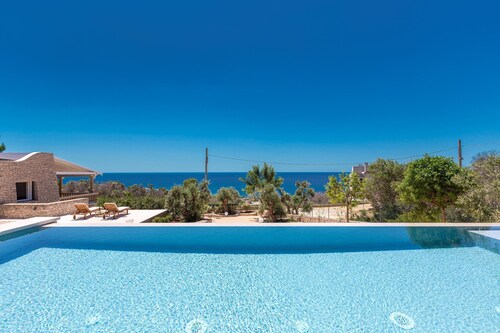 3087 Villa Lodrea by Perle di Puglia