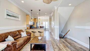 Townhome, 3 Bedrooms | Living room