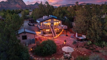 House, 3 Bedrooms | Exterior