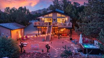 House, 3 Bedrooms | Exterior