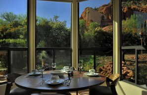 House, 3 Bedrooms | Dining - Oasis At Chapel Rock by Casago (Sedona)