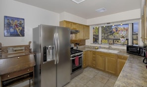 House, 2 Bedrooms | Private kitchen - El Dorado Hideaway by Casago (Sedona)
