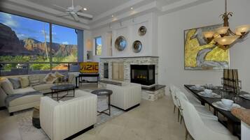 House, 4 Bedrooms | Living room