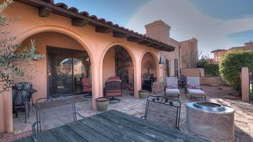 Nhà liên kế, 2 phòng ngủ | Ngoại thất