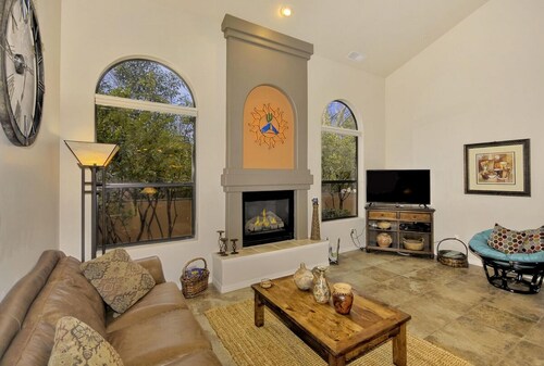 Rim Trail Retreat by Casago