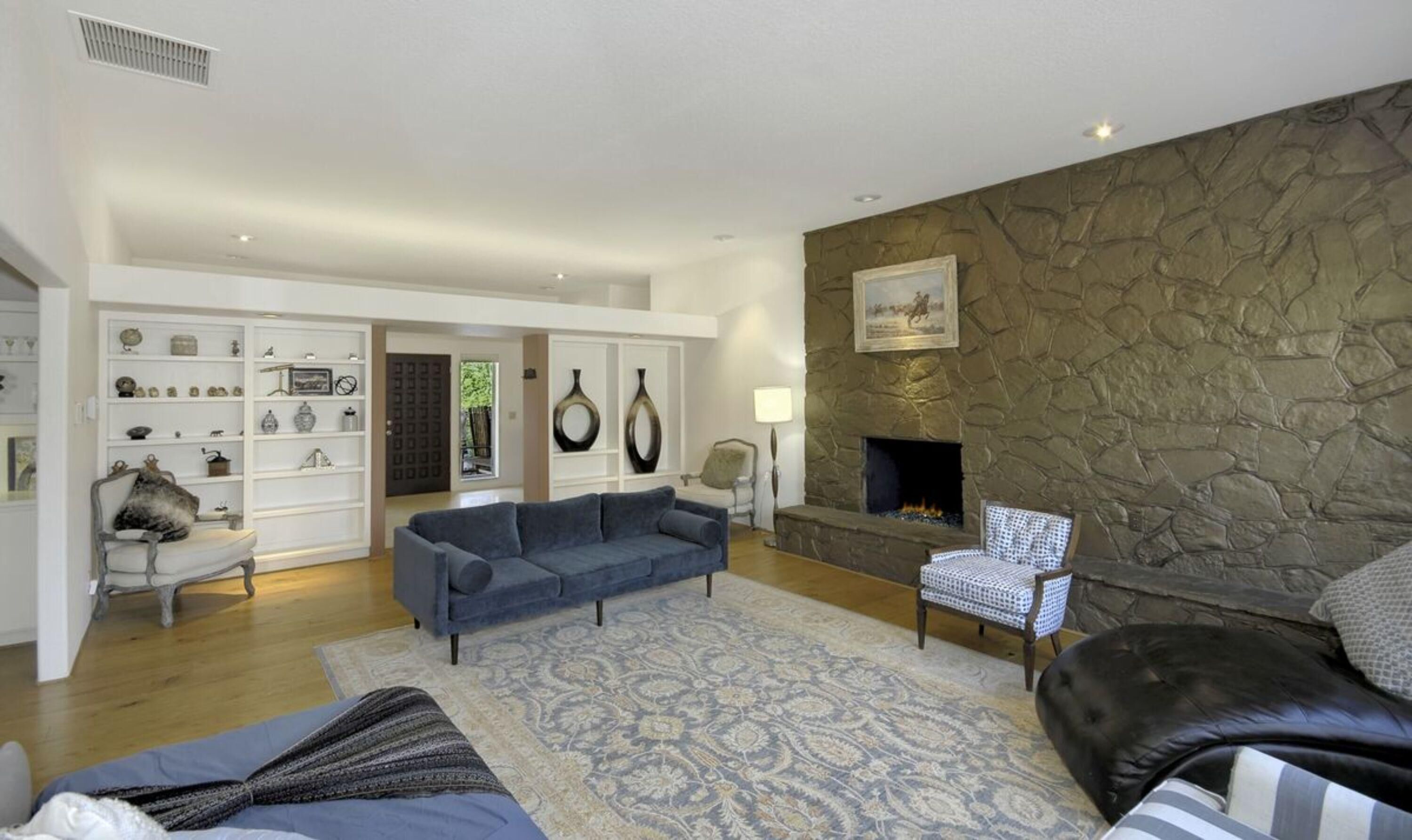 House, 3 Bedrooms | Living room