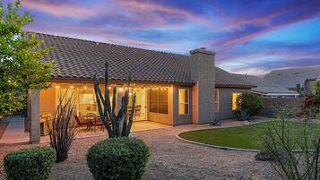 House, 4 Bedrooms | Exterior