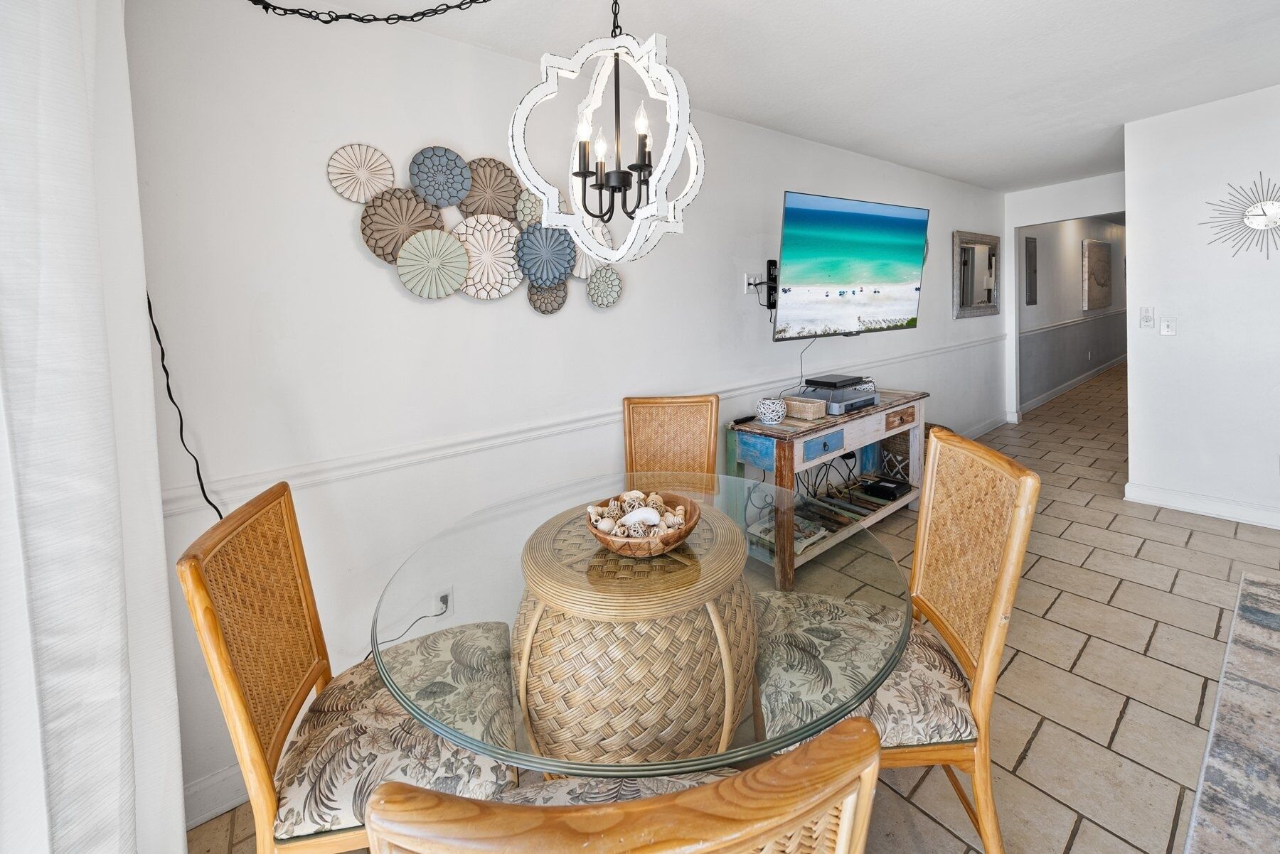 Condo, 1 Bedroom | Dining
