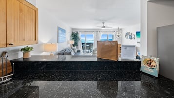 Condo, 1 Bedroom | Interior