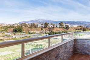 Property grounds - - (Torre del Mar)