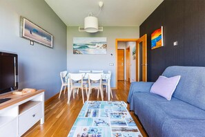 TV - - (Torre del Mar)