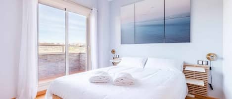 2 chambres, fer et planche Ă repasser, Wi-Fi gratuit, draps fournis
