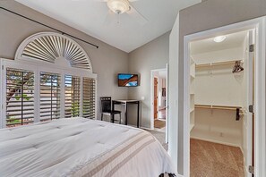 Room - Golfers Retreat at Westbrook Village by Casago (Peoria)