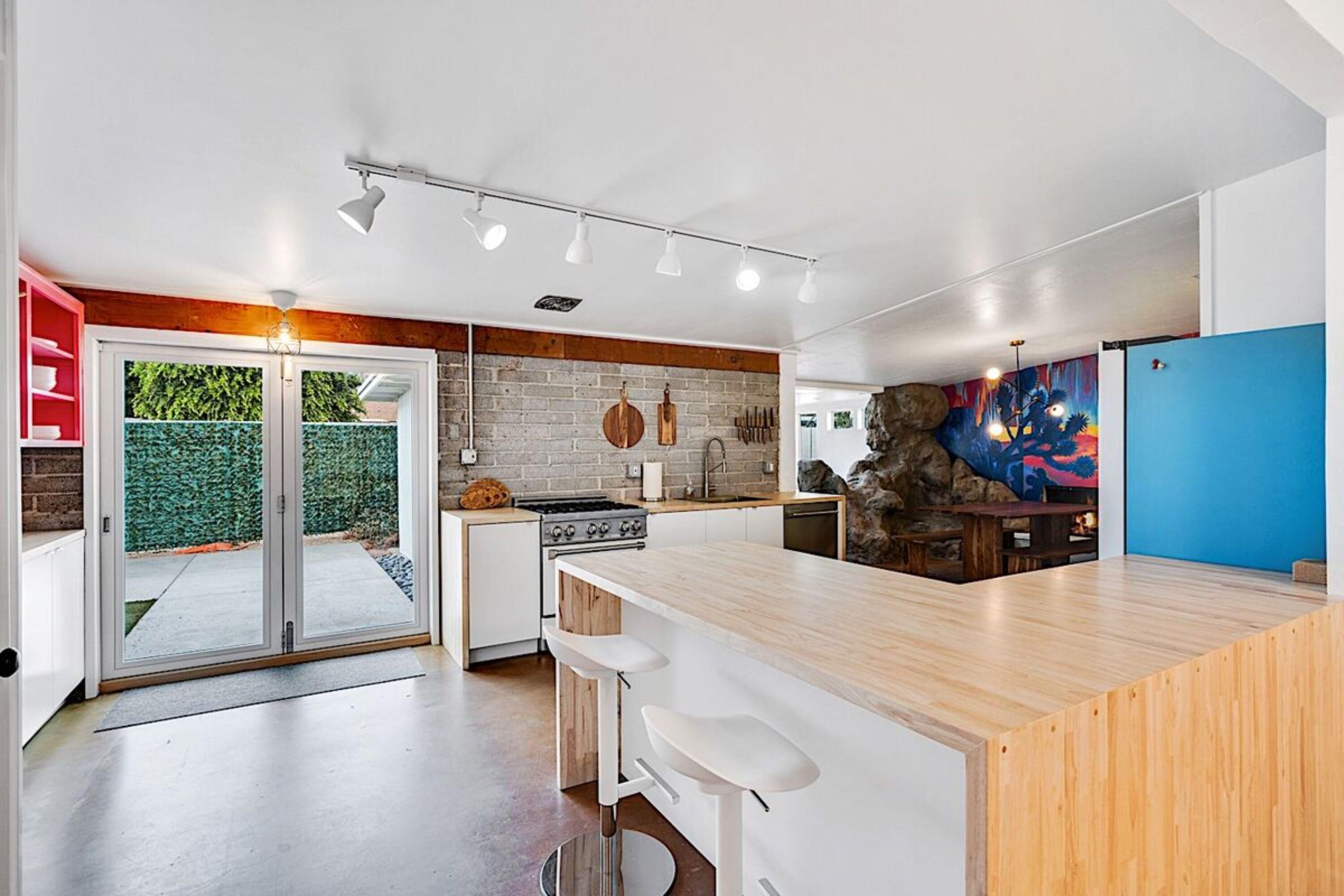 House, 3 Bedrooms | Private kitchen