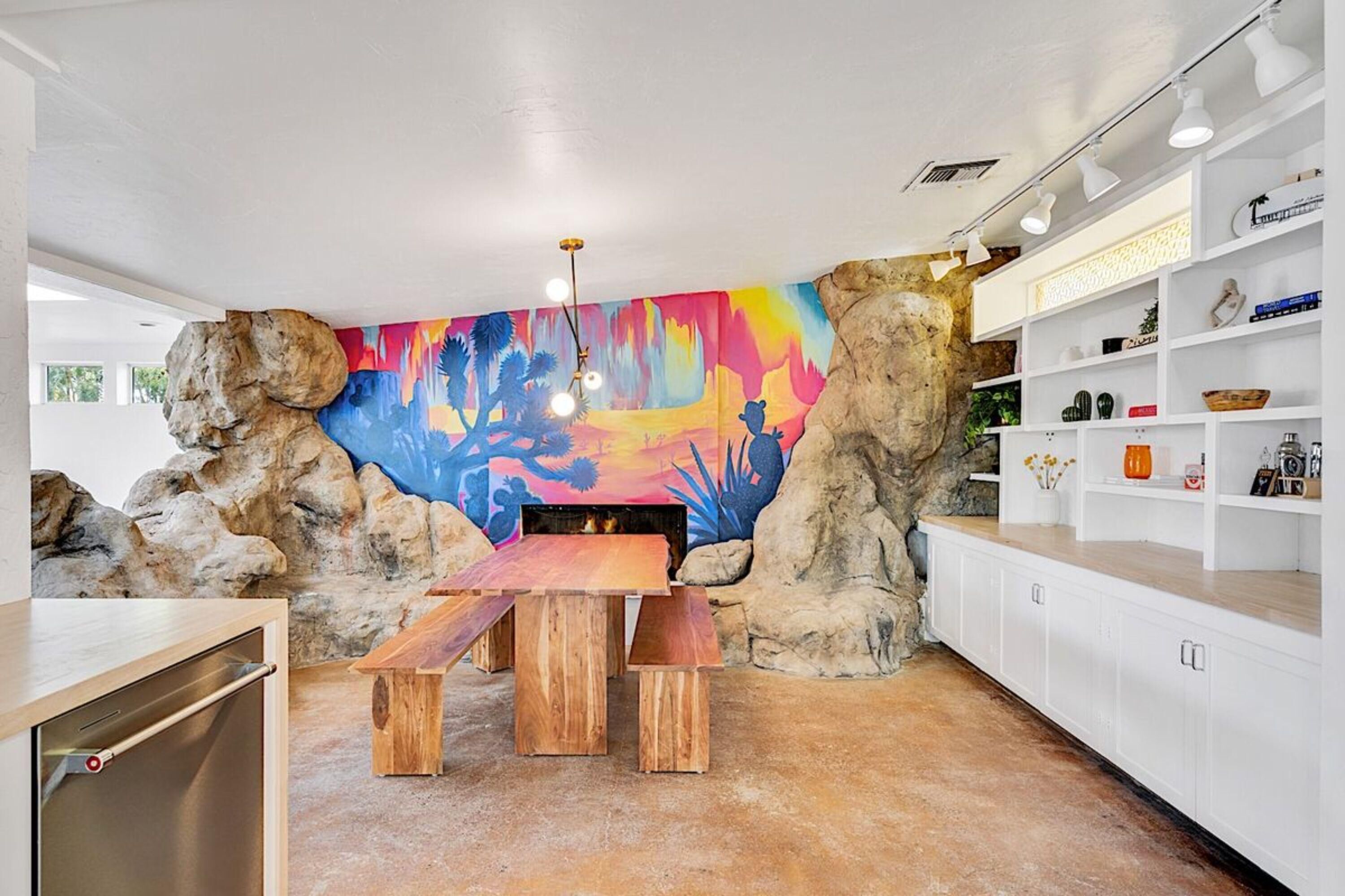 House, 3 Bedrooms | Dining