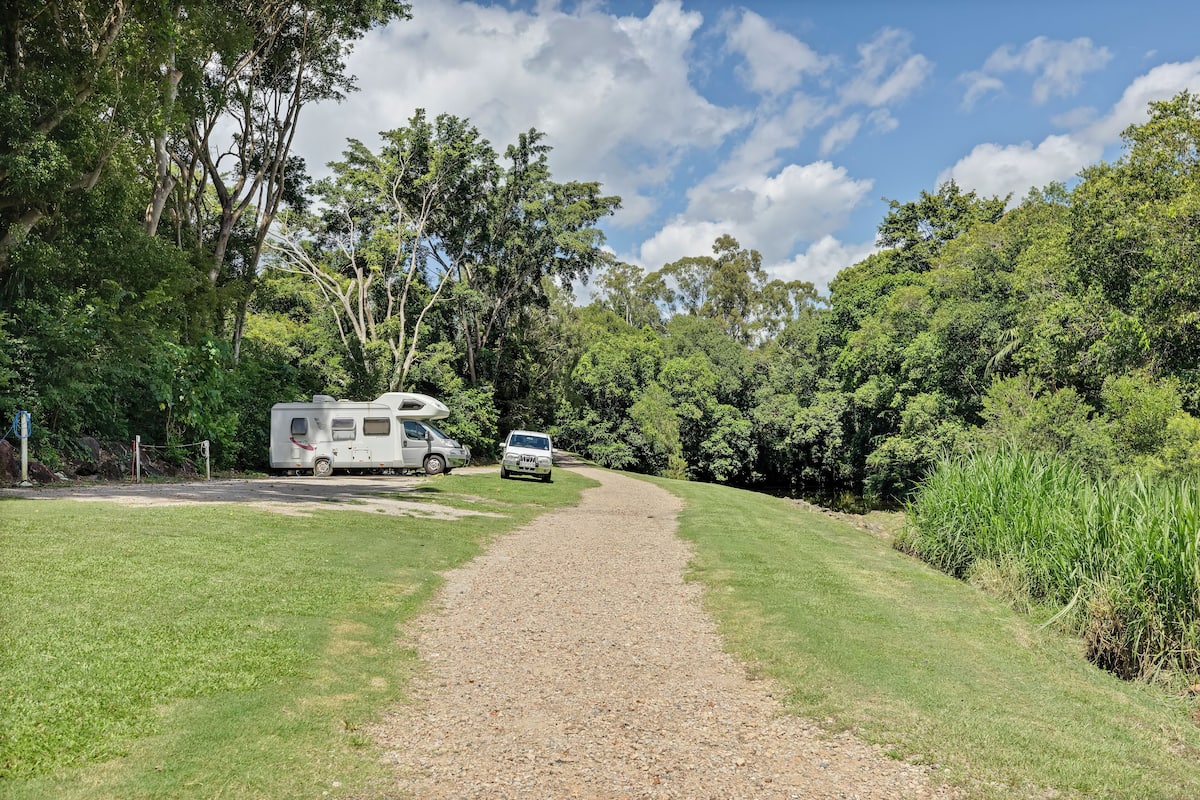 Tenda | 1 camera, copriletto in piuma, Wi-Fi gratuito, lenzuola