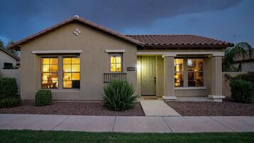 House, 3 Bedrooms | Exterior