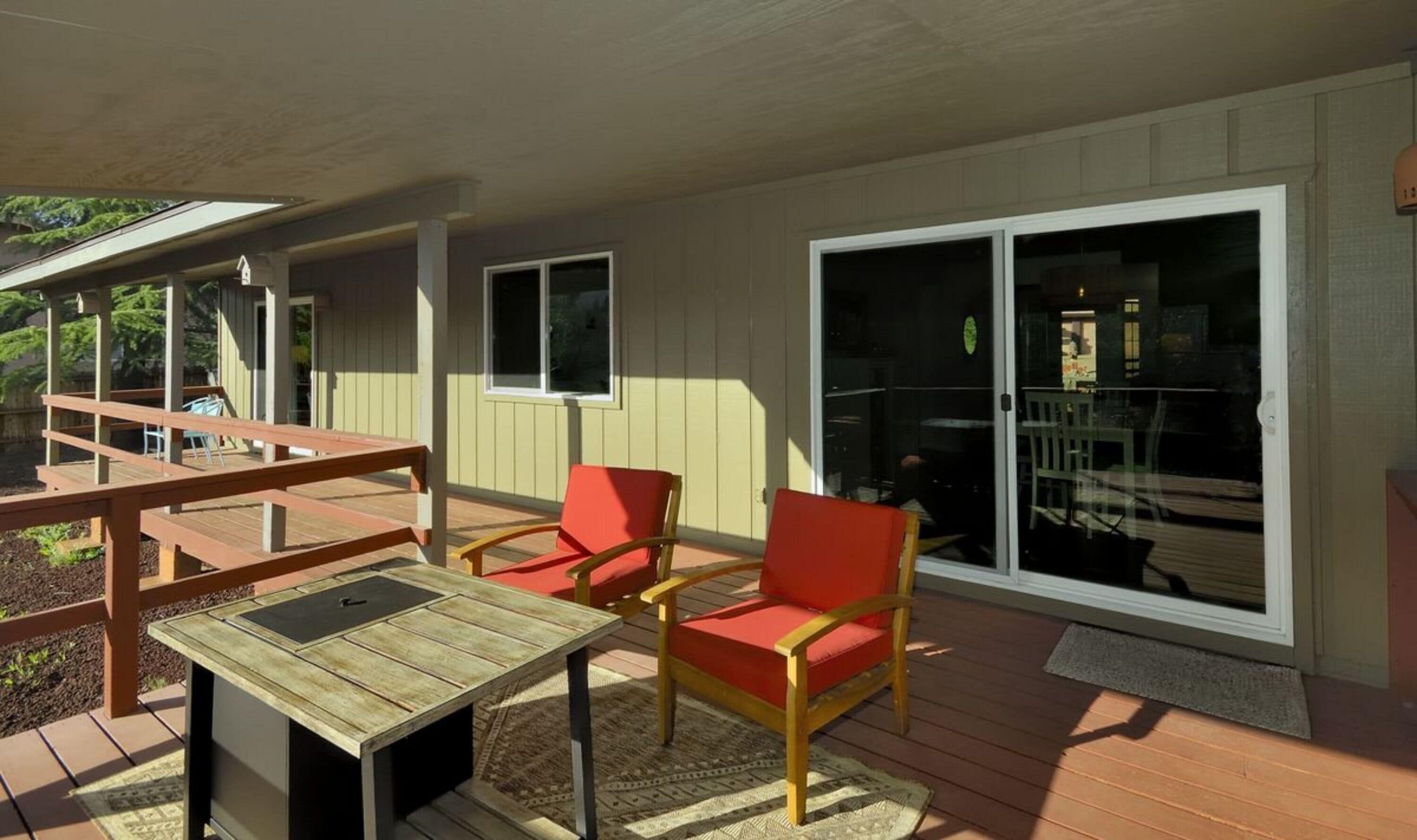 House, 3 Bedrooms | Property grounds