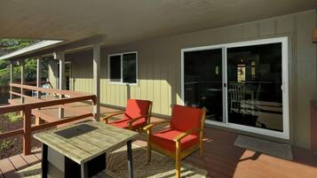 House, 3 Bedrooms | Property grounds