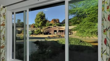 House, 3 Bedrooms | Interior