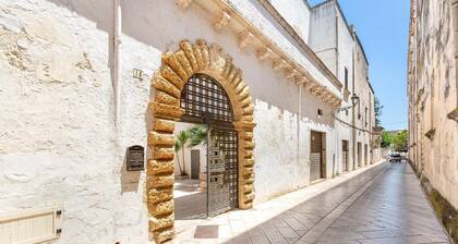 2043 Antica Dimora Stasi by Barbarhouse