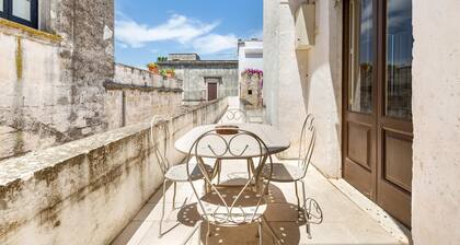 2043 Antica Dimora Stasi by Barbarhouse