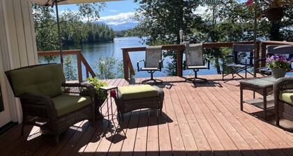 Lakeside Retreat with fantastic views