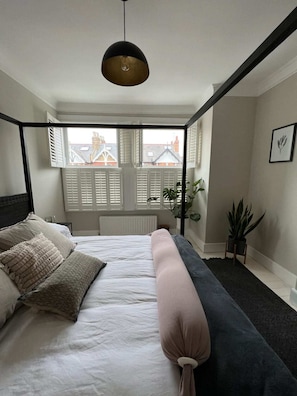 Basic House, Multiple Beds