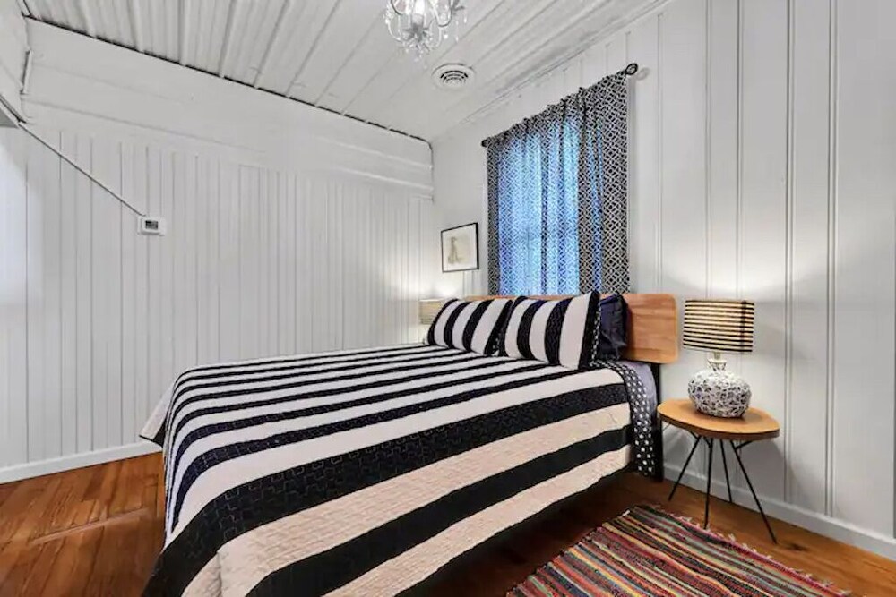 The Boathouse on Moon Lake Beurys Lake Vrbo