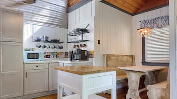 Kookgerei, borden en bestek