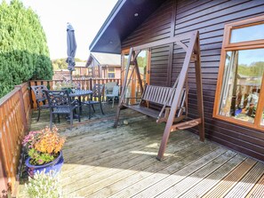 Property grounds - Mallard Lodge (Carnforth)