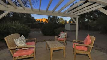 House, 2 Bedrooms | Property grounds