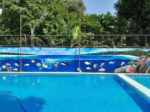 Outdoor pool - Casa De Playa 16 personas asta 350 para eventos especiales (La Libertad)