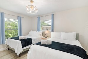 3 bedrooms, iron/ironing board, free WiFi, bed sheets