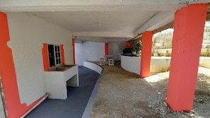 House | Property grounds