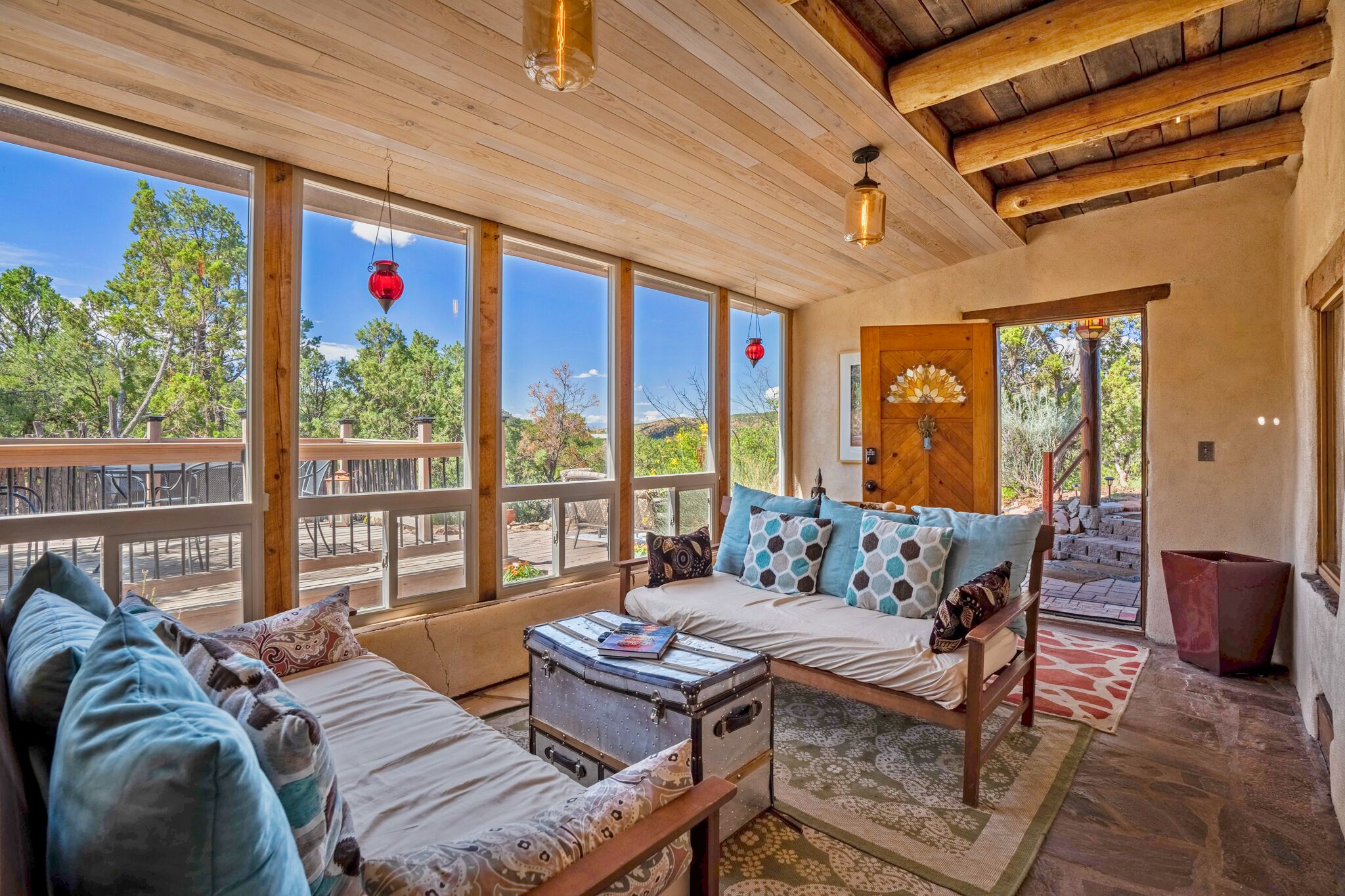 Smart TV, fireplace, DVD player, books