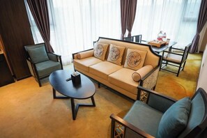 Room - Jun'an International Hotel (Cenxi)