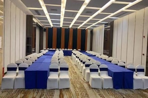 Unclassified image, 5 of 67, button - Jun'an International Hotel (Cenxi)