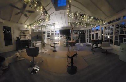 The Ole Pole Barn at Dry Creek Hideaways